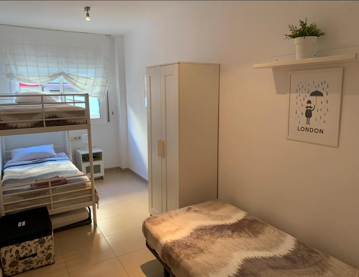 Appartement 70m2 2bedrooms 25m2terrace, 4pools, 3min