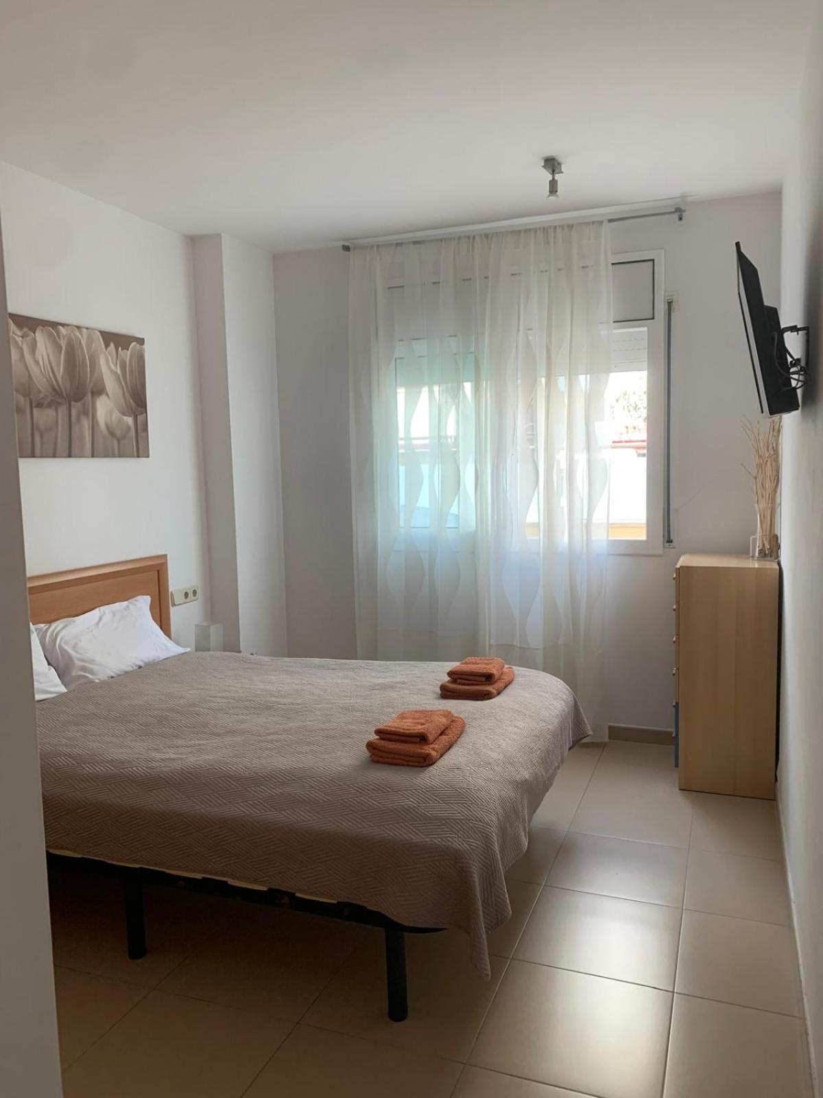 70m2 2bedrooms 25m2terrace, 4pools, 3min * Lloret de Mar